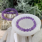 Mala Amethyst armband með flauelspoka