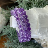 Mala Amethyst armband með flauelspoka