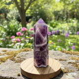Amethyst, heilige Geometrie, facettierter Kristall