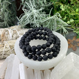 Mala Lava steinarmband með flauelspoka