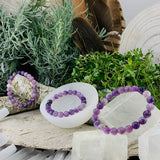 Mala Lepidolite armband með flauelspoka