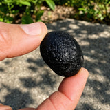 Tektite-exemplar - den enda kristallen på planeten som kan absorbera mörk energi