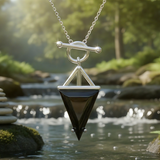 Κολιέ μενταγιόν Z ARRON DESIGN Serenity Moonstone από χάλκινο σύρμα