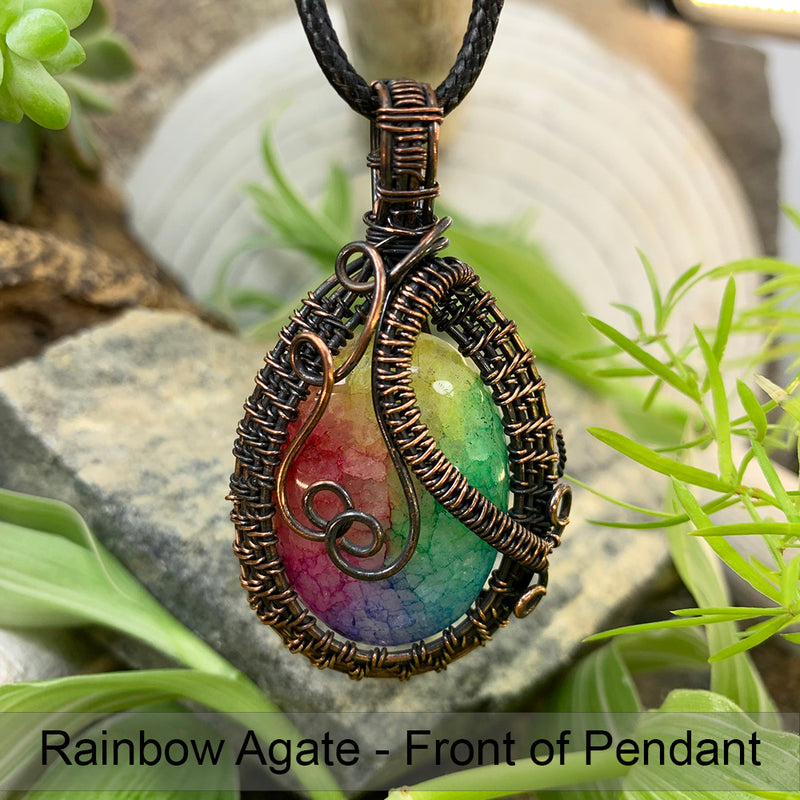 Κολιέ με κρεμαστό σύρμα από χαλκό Rainbow Agate