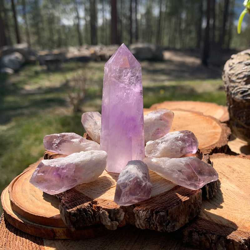 Σετ 8 τεμαχίων Amethyst Point + Amethyst Shards