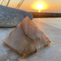 Cherry Agate Pyramid (Size: Medium) - pyramids