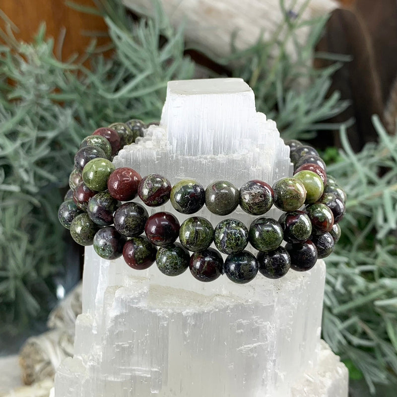 Mala zmajeva krvava zapestnica z žametno torbico