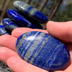 Lapis Lazuli Pálmasteinn