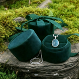 Κολιέ μενταγιόν Z ARRON DESIGN Serenity Moonstone από χάλκινο σύρμα