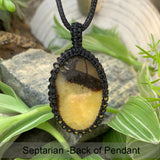 Κρεμαστό κολιέ Septarian Macrame